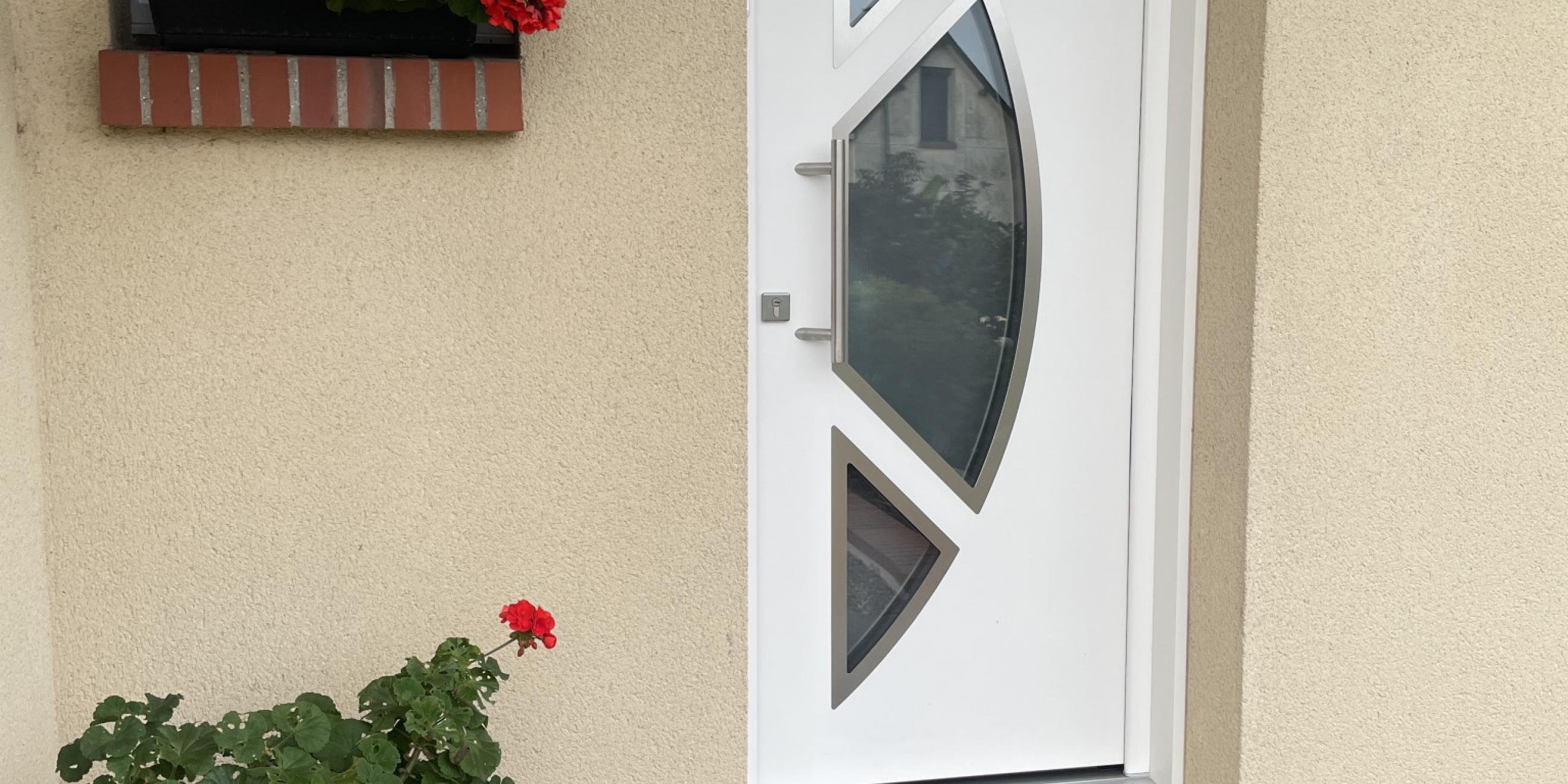 Porte d'entrée aluminium blanc